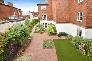 Photo 5- click for photo gallery